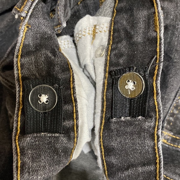 Wonder Nation Boy’s Faded Black Jeans - Picture 6 of 7